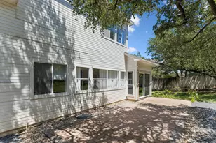 3609 Latimer Dr, Austin, TX 78732 - Photo 35