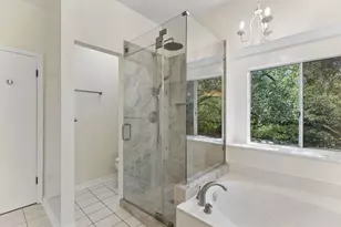 3609 Latimer Dr, Austin, TX 78732 - Photo 31