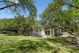 3609 Latimer Dr, Austin, TX 78732 - Photo 35