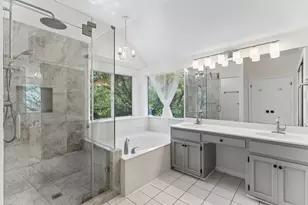3609 Latimer Dr, Austin, TX 78732 - Photo 5