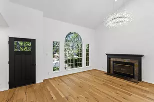 3609 Latimer Dr, Austin, TX 78732 - Photo 9