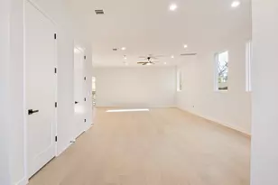 4324 Airport Blvd, Austin, TX 78722 - Photo 3