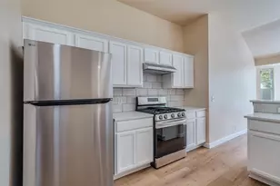 214 Sandhill Dr, Lockhart, TX 78644 - Photo 15