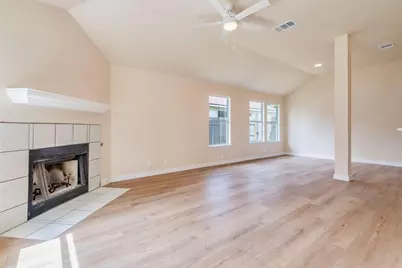 214 Sandhill Drive, Lockhart, TX 78644 - Photo 11