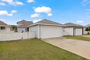 109 Fabion St, Kyle, TX 78640 - Photo 17