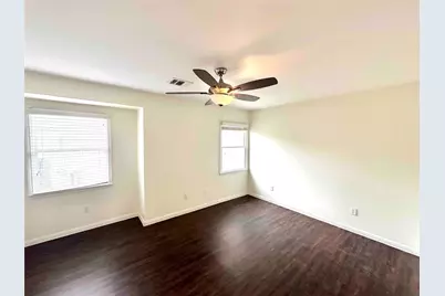 6900 E Riverside Drive #27, Austin, TX 78741 - Photo 11