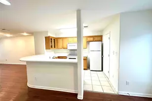 6900 E Riverside Dr, Austin, TX 78741 - Photo 5