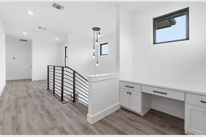 109 Rocky Summit Court, Spicewood, TX 78669 - Photo 19