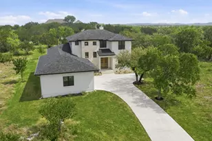 109 Rocky Summit Ct, Spicewood, TX 78669 - Photo 1