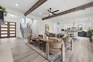 109 Rocky Summit Ct, Spicewood, TX 78669 - Photo 3