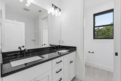 109 Rocky Summit Court, Spicewood, TX 78669 - Photo 23