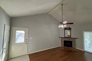 307 Quarry St, San Marcos, TX 78666 - Photo 9