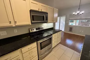 307 Quarry St, San Marcos, TX 78666 - Photo 13