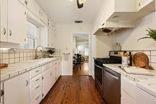 813 E 48th St, Austin, TX 78751 - Photo 17