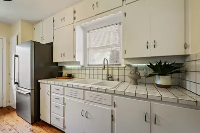 813 E 48th Street, Austin, TX 78751 - Photo 15