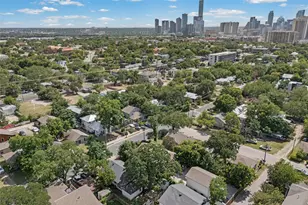 1511 E 13th St, Austin, TX 78702 - Photo 21