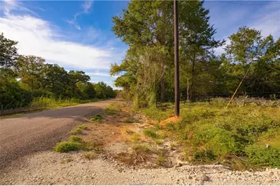 12424 Red Hill Road, Hearne, TX 77859 - Photo 7