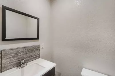 1211 N Bishop Street, San Marcos, TX 78666 - Photo 25