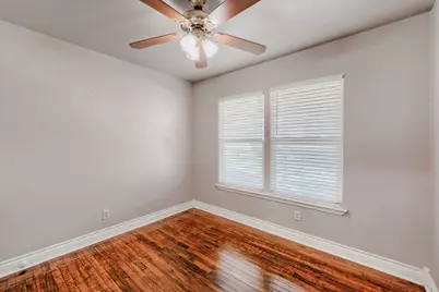 1211 N Bishop Street, San Marcos, TX 78666 - Photo 21