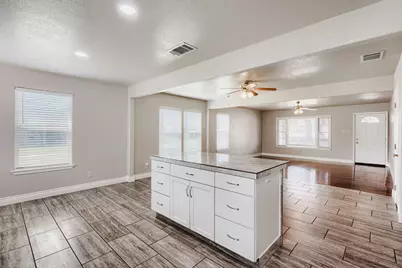 1211 N Bishop Street, San Marcos, TX 78666 - Photo 13