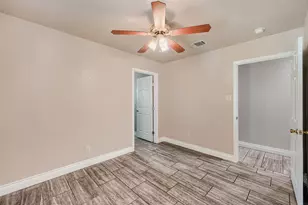1211 N Bishop St, San Marcos, TX 78666 - Photo 23