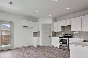 128 New Hampton Wy, San Marcos, TX 78666 - Photo 11