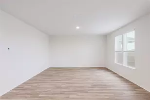 212 Sugar Cane Rd, Buda, TX 78610 - Photo 11