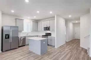 212 Sugar Cane Rd, Buda, TX 78610 - Photo 3