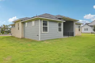 105 Antoinette Wy, San Marcos, TX 78666 - Photo 25