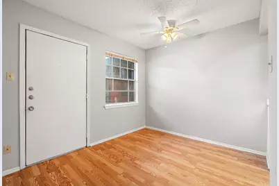 307 E 31 Street #206, Austin, TX 78705 - Photo 3