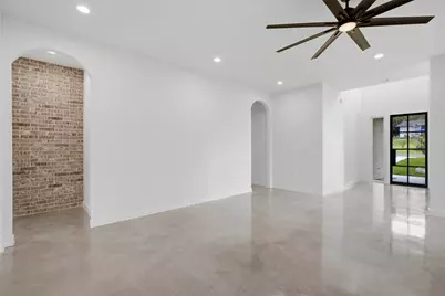 18303 Lake Oaks Drive, Jonestown, TX 78645 - Photo 11