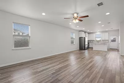 6400 Rafferty Lane, Austin, TX 78747 - Photo 7