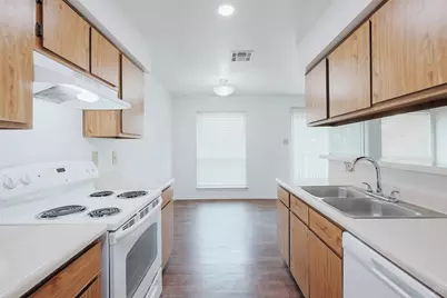 10401 W N Lamar Boulevard #C102, Austin, TX 78753 - Photo 11