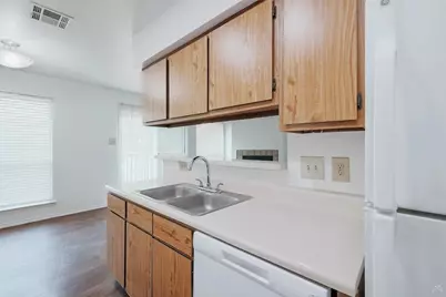 10401 W N Lamar Boulevard #C102, Austin, TX 78753 - Photo 13