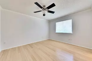 9731 Meadowheath Dr, Austin, TX 78729 - Photo 11