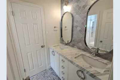 9257 Scenic Bluff Drive, Austin, TX 78733 - Photo 27