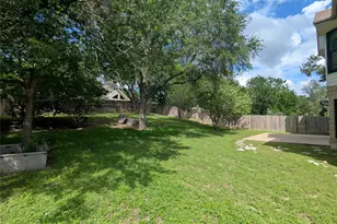 9257 Scenic Bluff Dr, Austin, TX 78733 - Photo 33