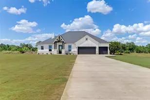 130 Draper Ln, Bertram, TX 78605 - Photo 1