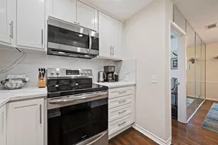 1500 Woodlawn Blvd, Austin, TX 78703 - Photo 9