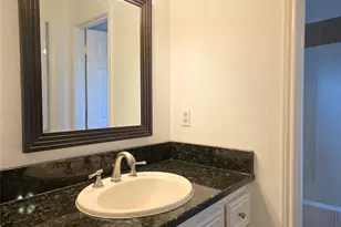 505 W 18th St, Austin, TX 78701 - Photo 13