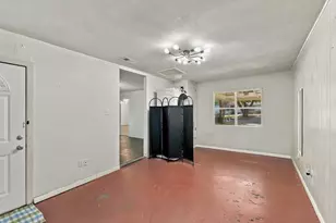 904 Kirk St, Taylor, TX 76574 - Photo 21