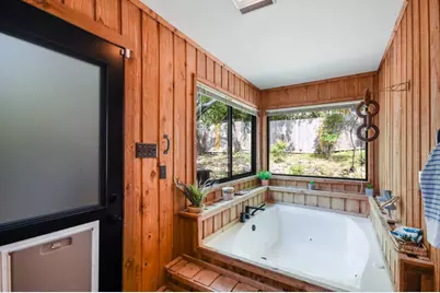6304 Whitemarsh Valley Walk, Austin, TX 78746 - Photo 23