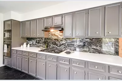 6304 Whitemarsh Valley Walk, Austin, TX 78746 - Photo 17