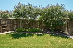 144 Holstein St, Hutto, TX 78634 - Photo 25