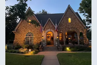 710 W 11th Street, Taylor, TX 76574 - Photo 1