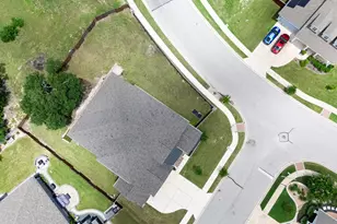 171 Roseheath Ln, Liberty Hill, TX 78642 - Photo 3