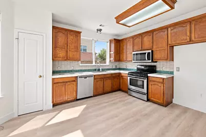 1905 White Oak Loop, Round Rock, TX 78681 - Photo 15