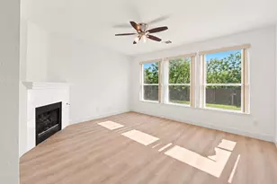 1905 White Oak Loop, Round Rock, TX 78681 - Photo 9