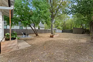 1909 Piedmont Ave, Austin, TX 78757 - Photo 17