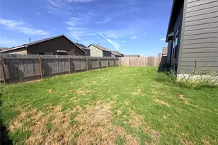 14129 Tordillo Dr, Elgin, TX 78621 - Photo 31